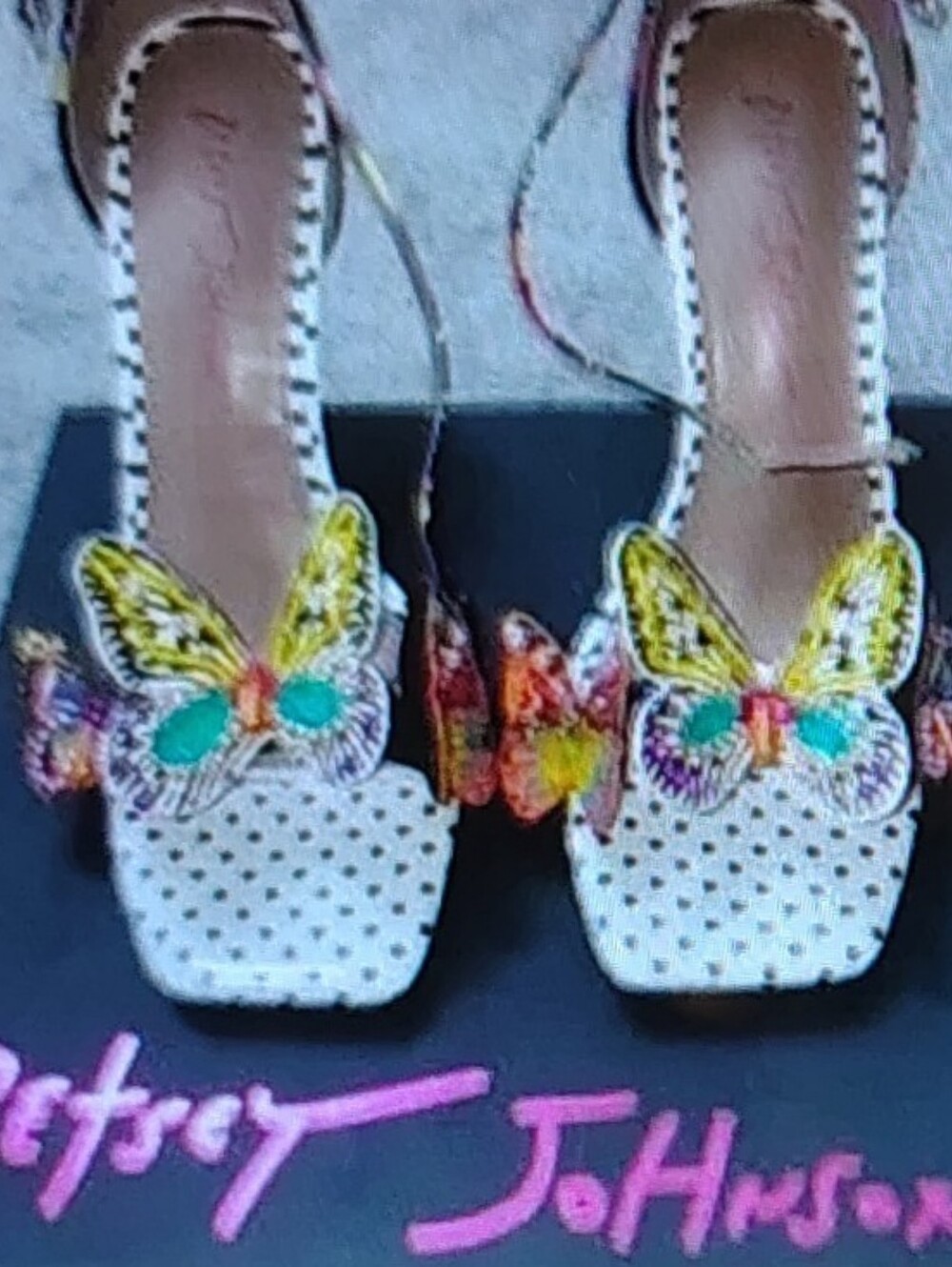 *NEW* Betsey Johnson Marloe Beaded Butterfly Embellished Dot Wedges RARE Sz 7 - Picture 5 of 10